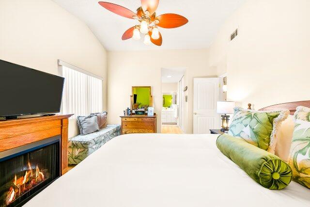 Calm Coastal Retreat | Photo 4