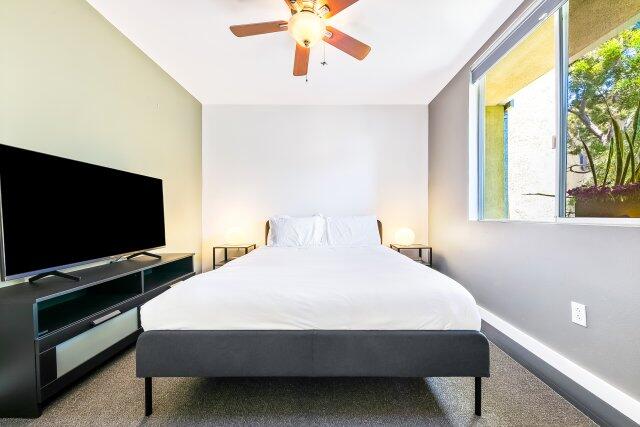 North Park Skyline Retreat | Photo 24