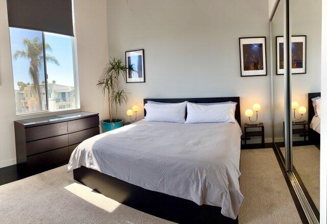 North Park Skyline Retreat | Photo 4