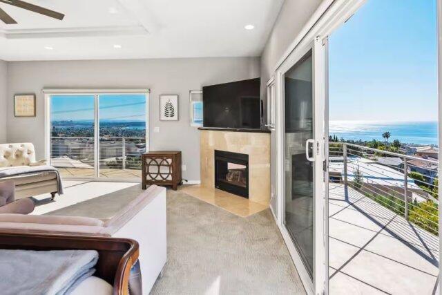 La Jolla Lookout | Photo 19