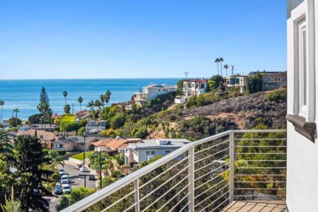 La Jolla Lookout | Photo 47