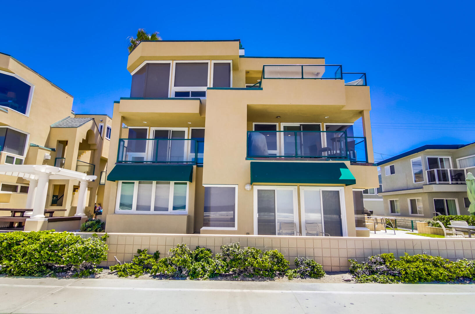 Wait N' Sea | Photo 550