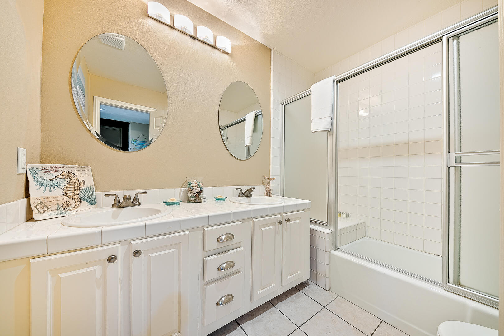 Carpe Diem Cape Home | Photo 25