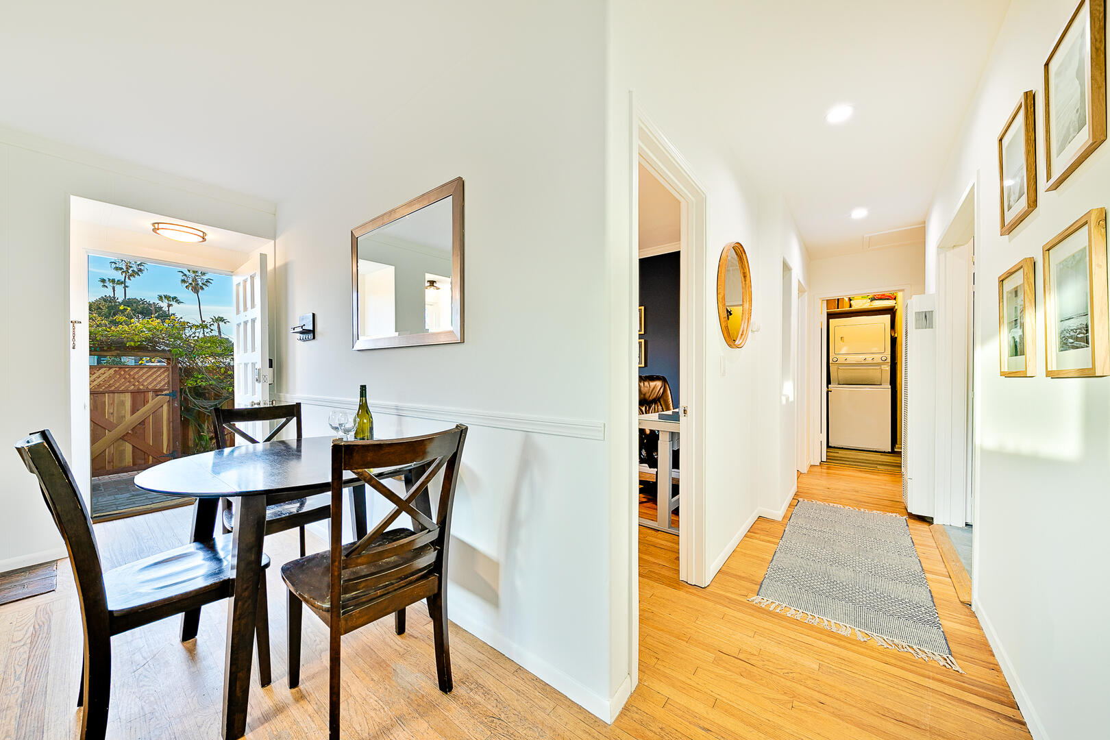 Beachy Bungalow | Photo 12