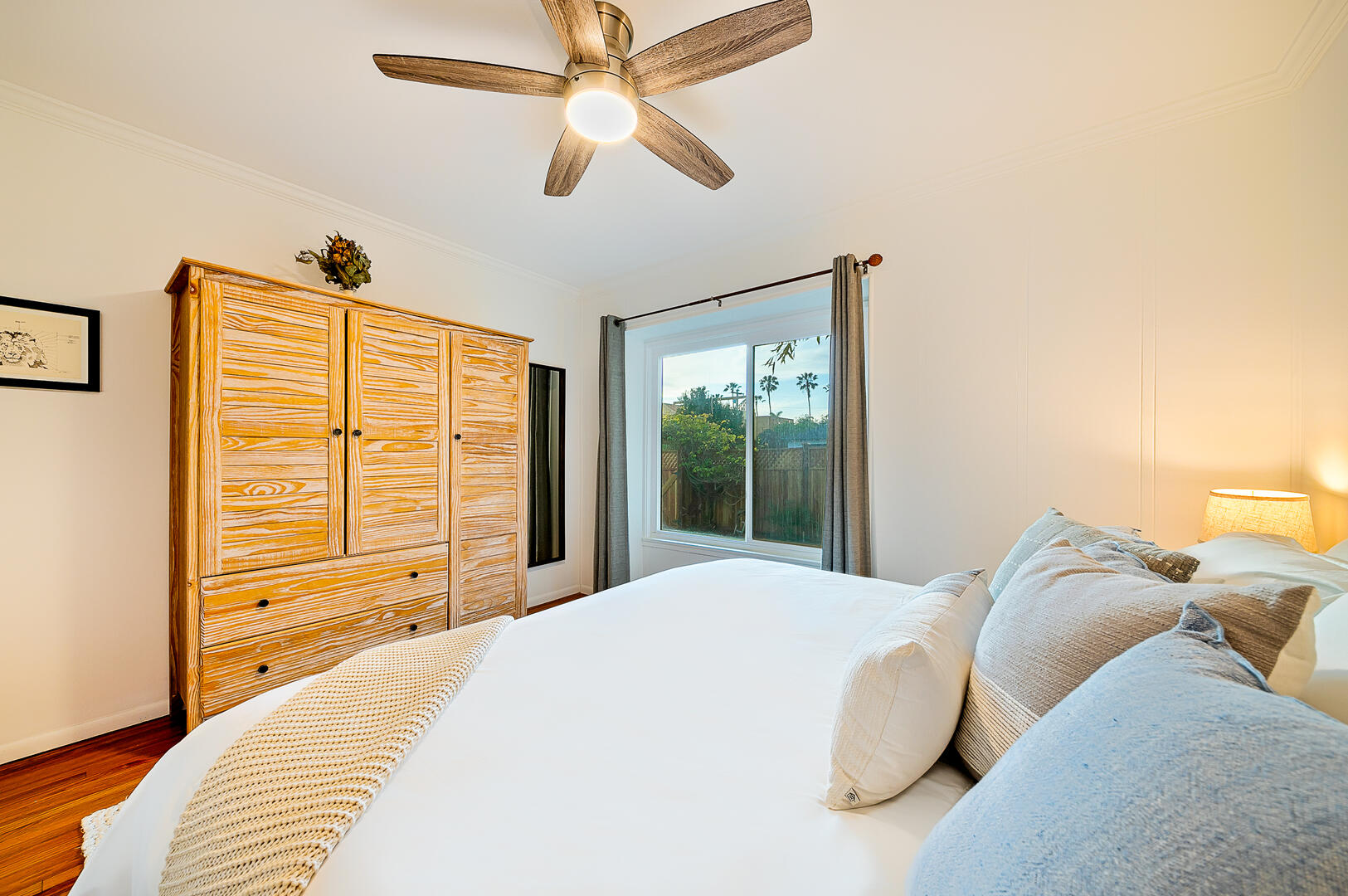 Beachy Bungalow | Photo 17