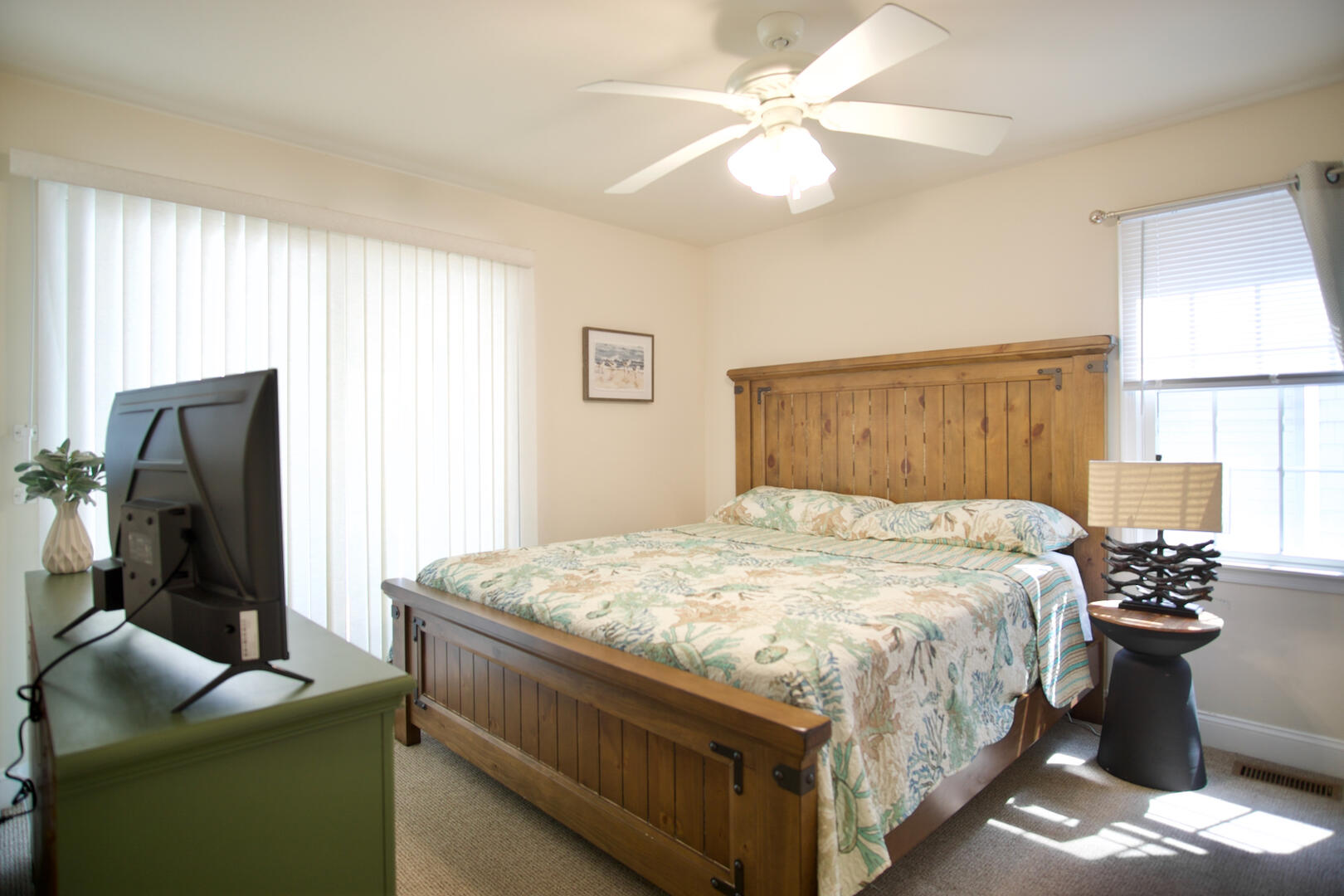 123 47th Street - East