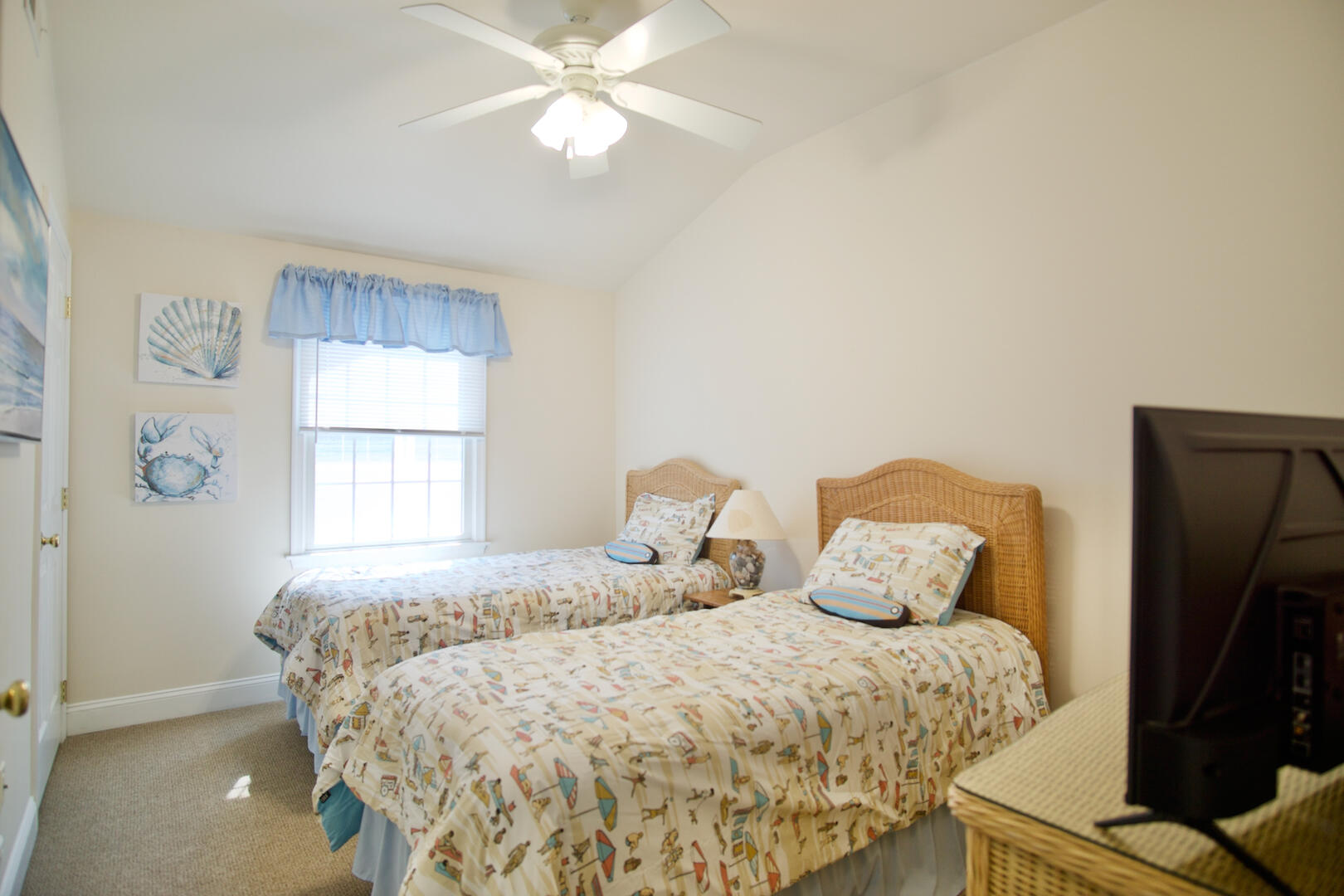 123 47th Street - East