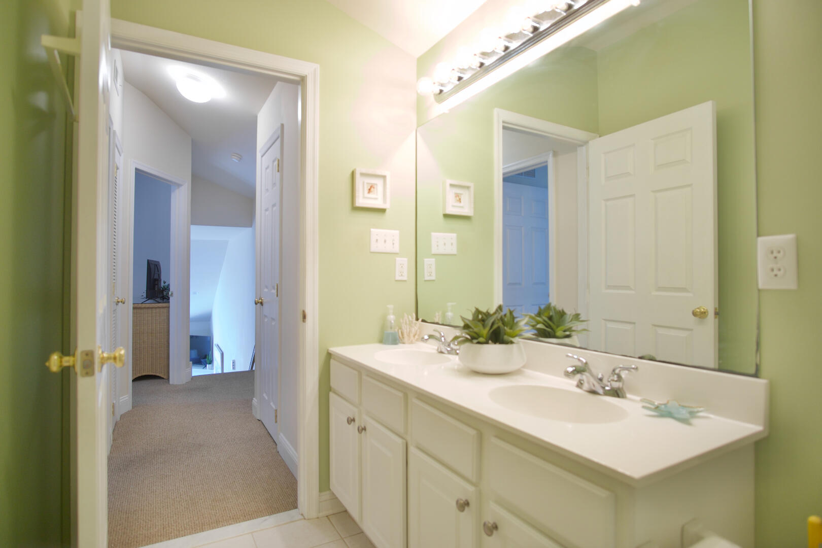 123 47th Street - East