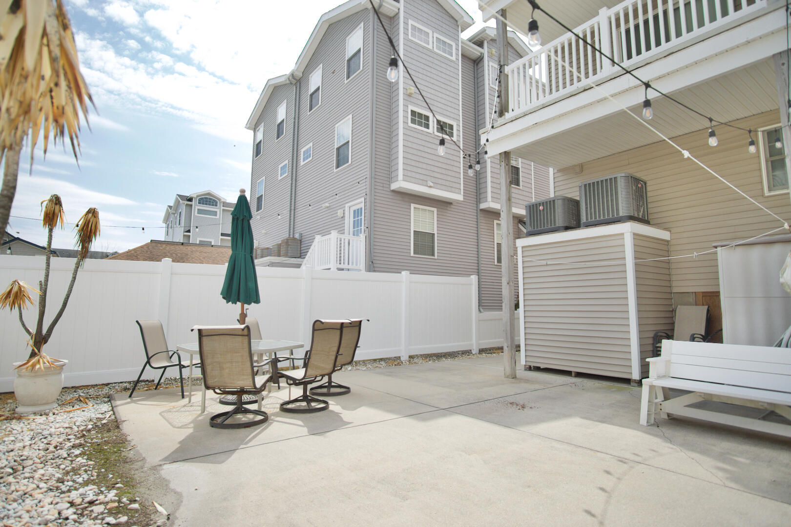 123 47th Street - East