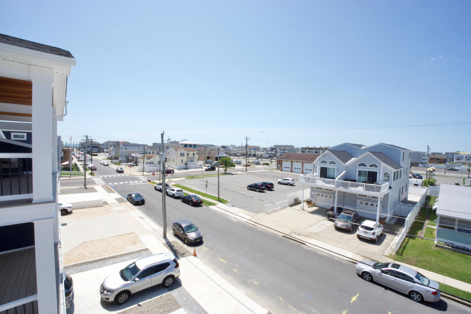 211 40th Street - East