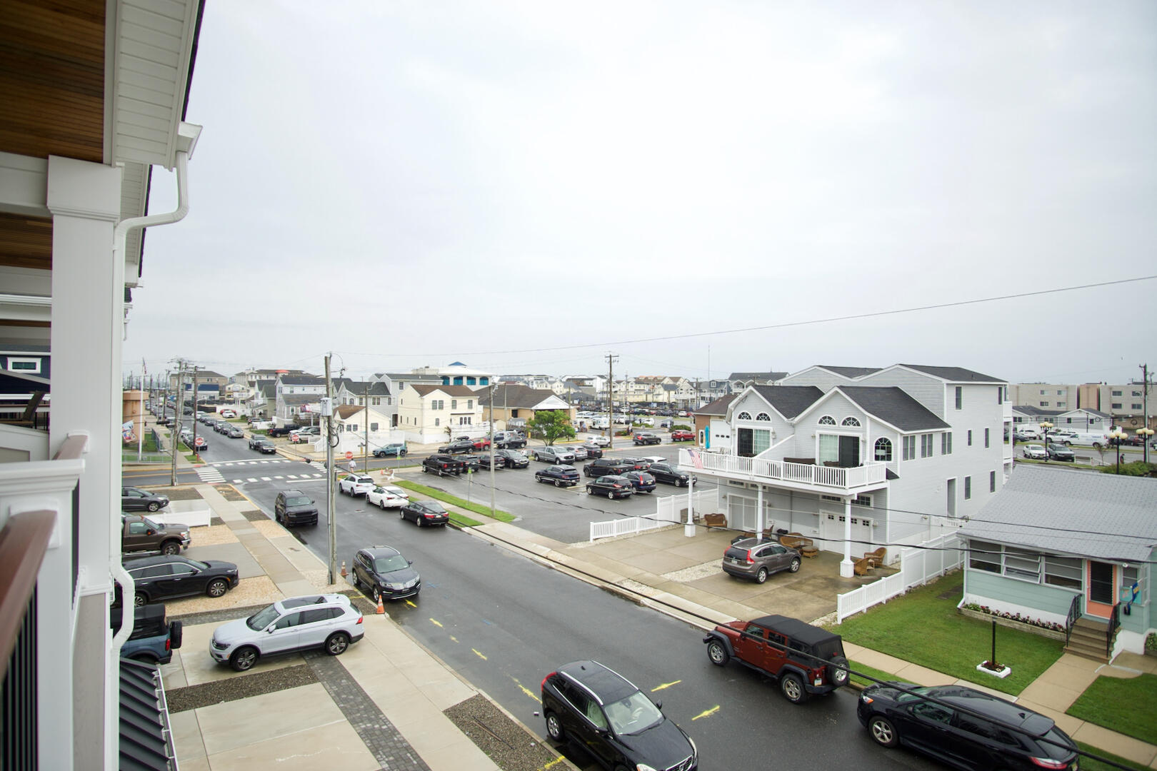 211 40th Street - West