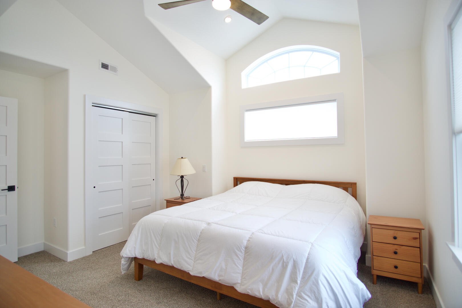 211 40th Street - West