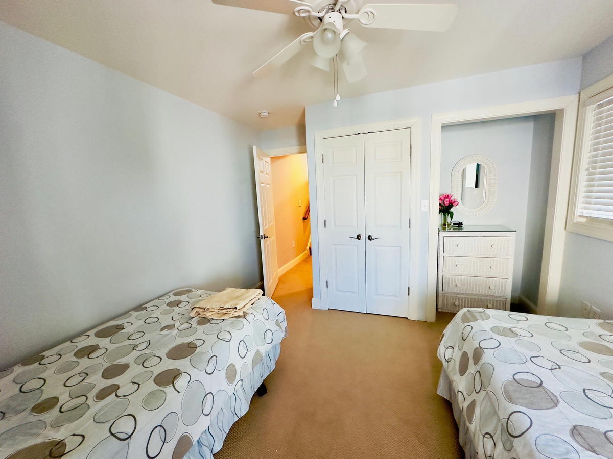 25 58th Street - West
