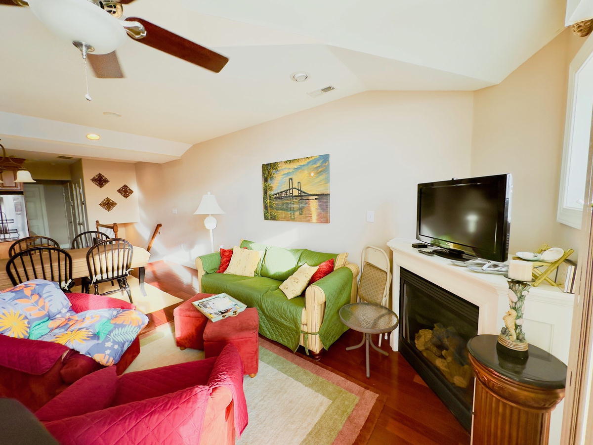25 58th Street - West