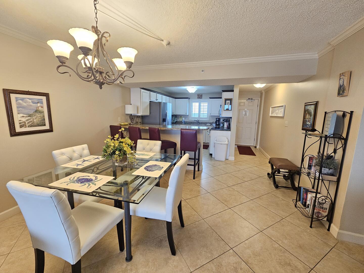 Dining Area to Kitchen