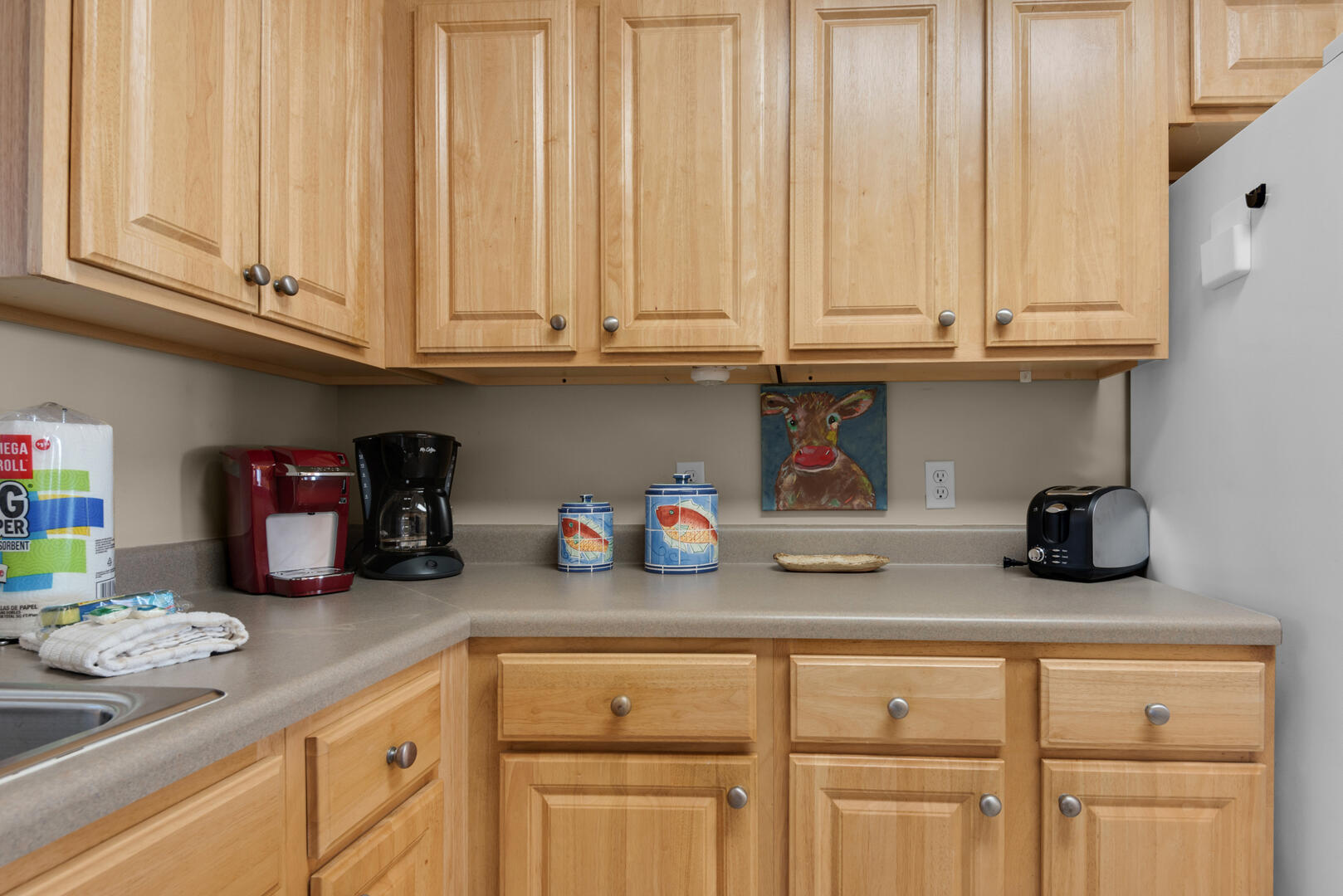 Kitchen w/All Cooking Essentials