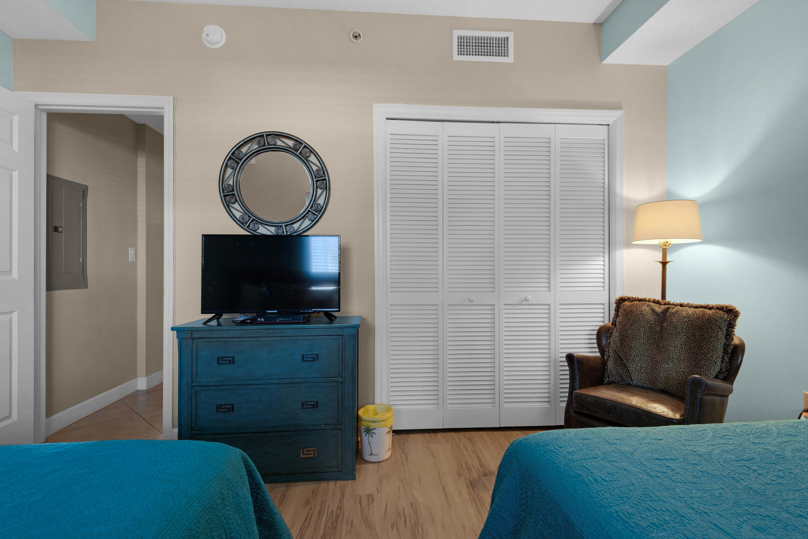 Guest Bedroom w/2 Queen Beds 