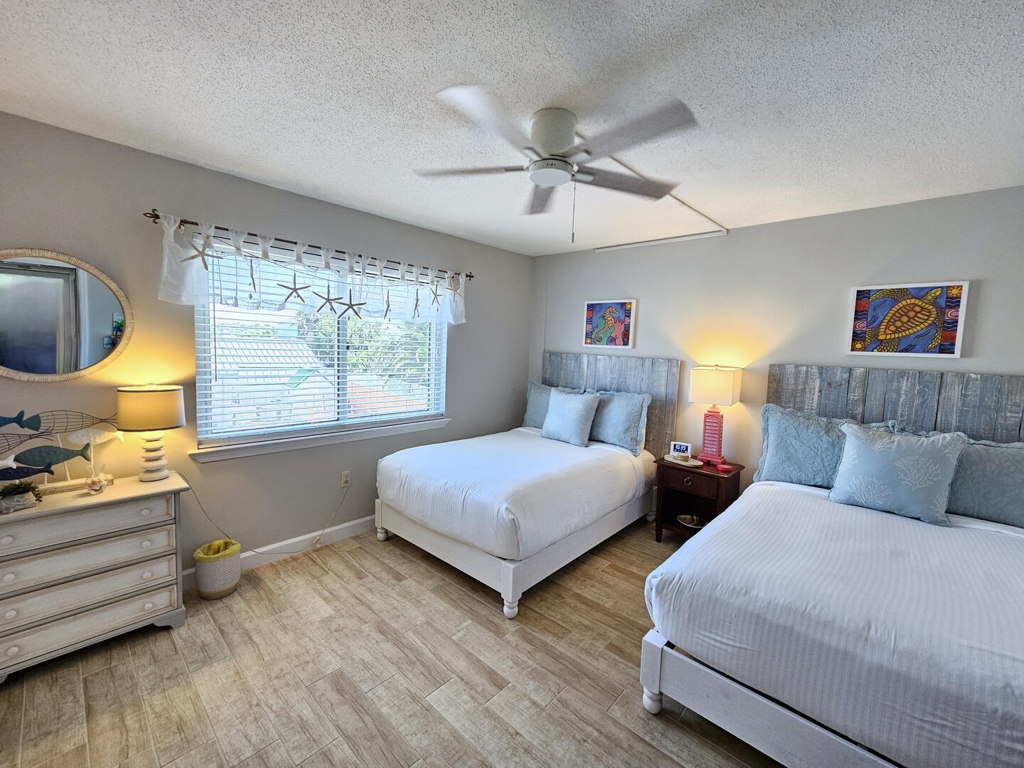 Guest Bedroom w/2 Full Beds