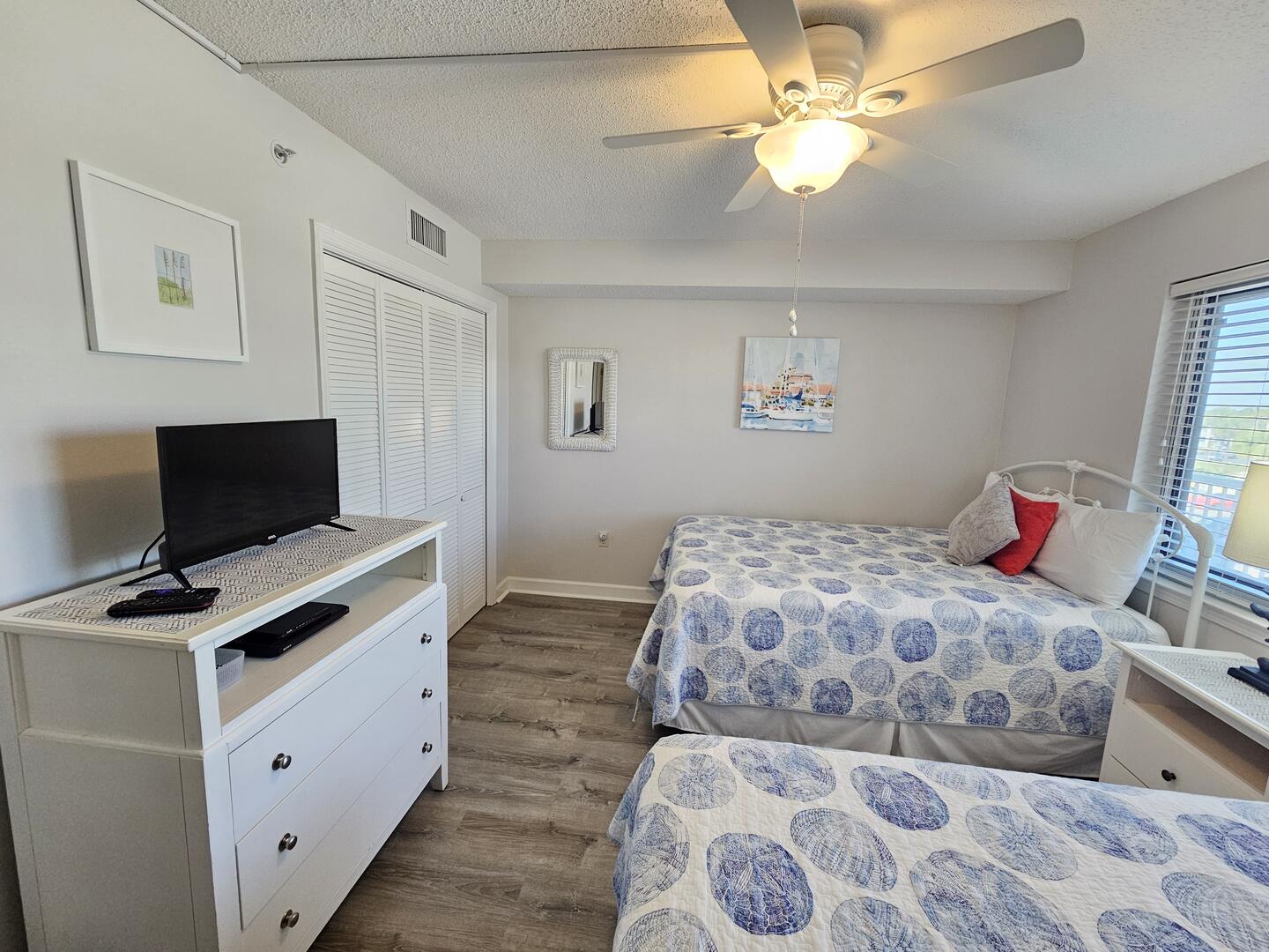 Guest Bedroom w/2 Full Beds