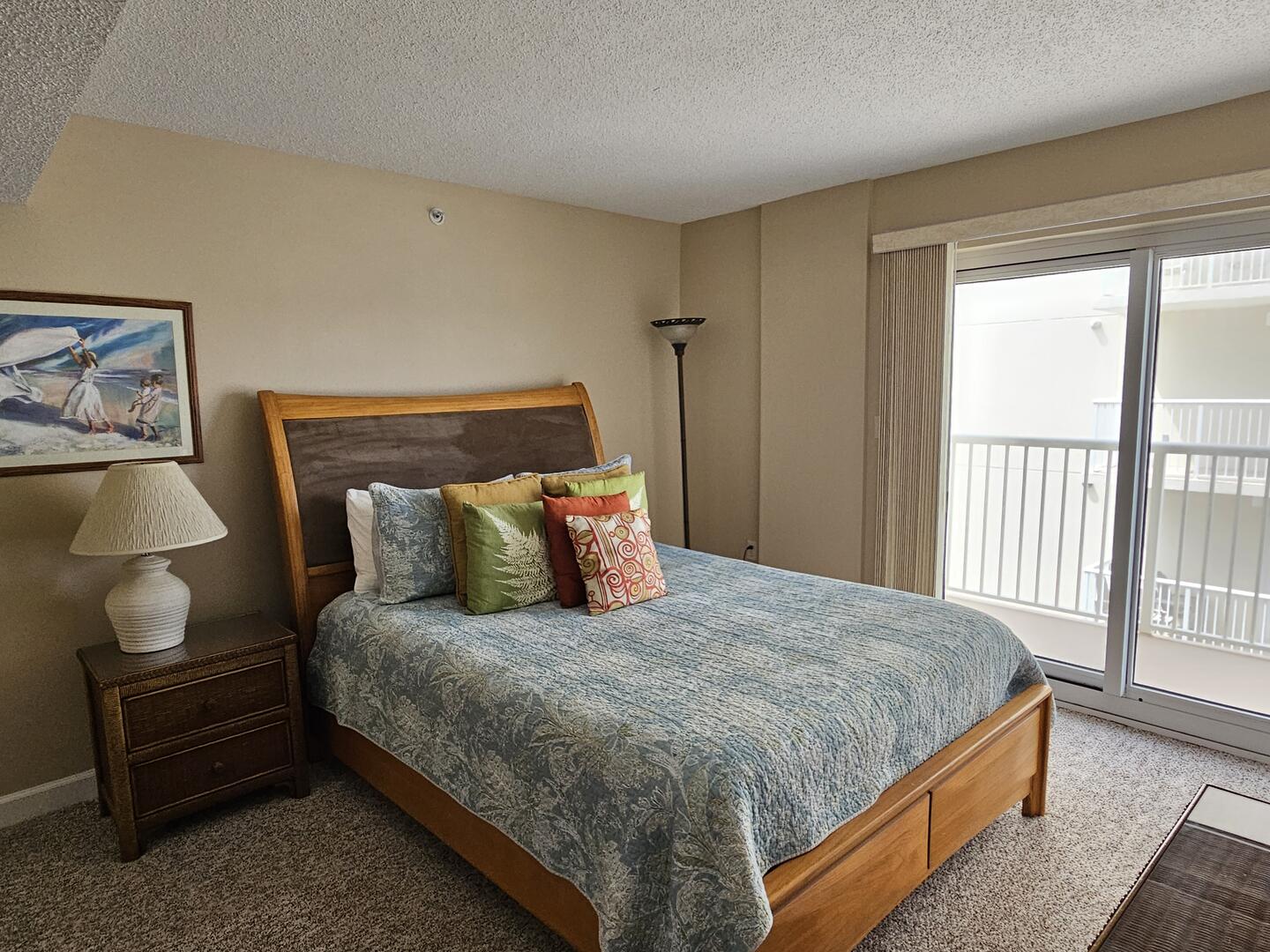 Middle Guest Bedroom w/Private Balcony