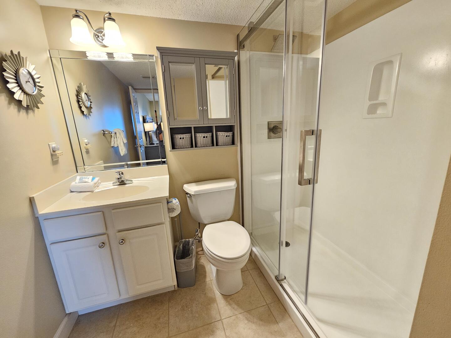 Master Bathroom w/Full Stand-Up Shower