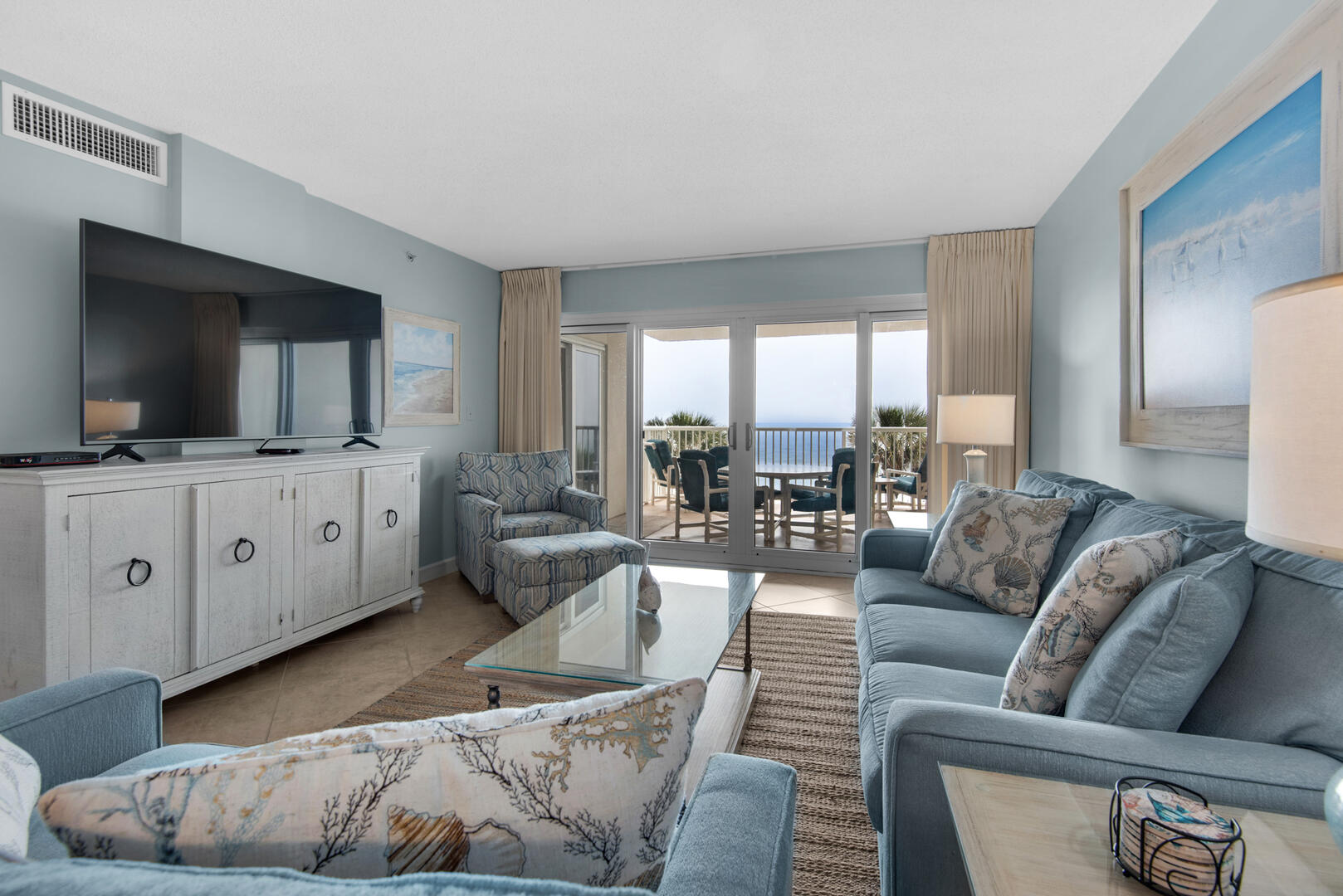 Living Area w/Beachfront Balcony