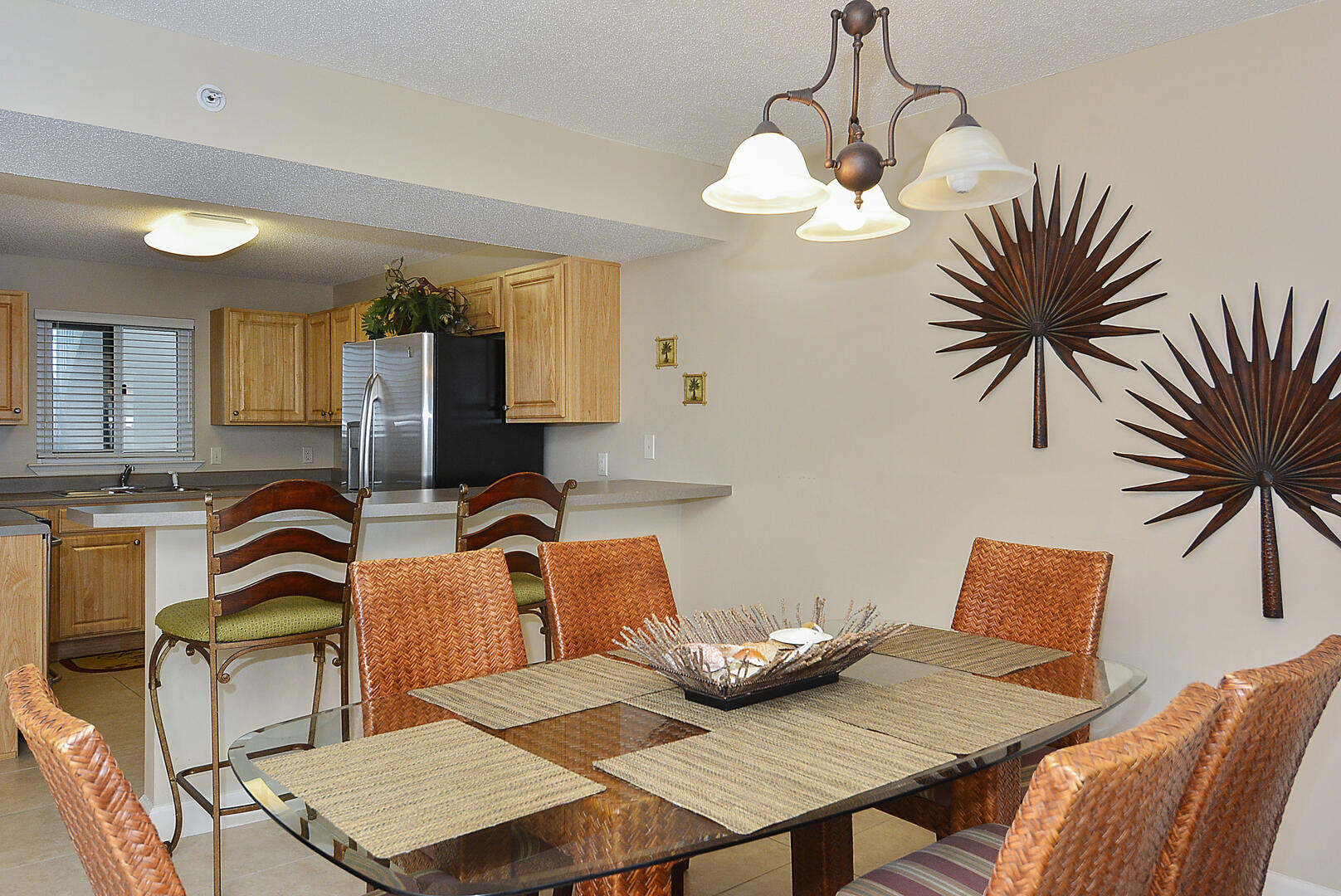 Dining Area/Breakfast Bar