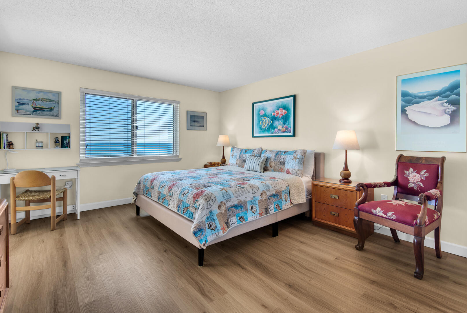 Master Bedroom w/Gulf Front ViewMaster 