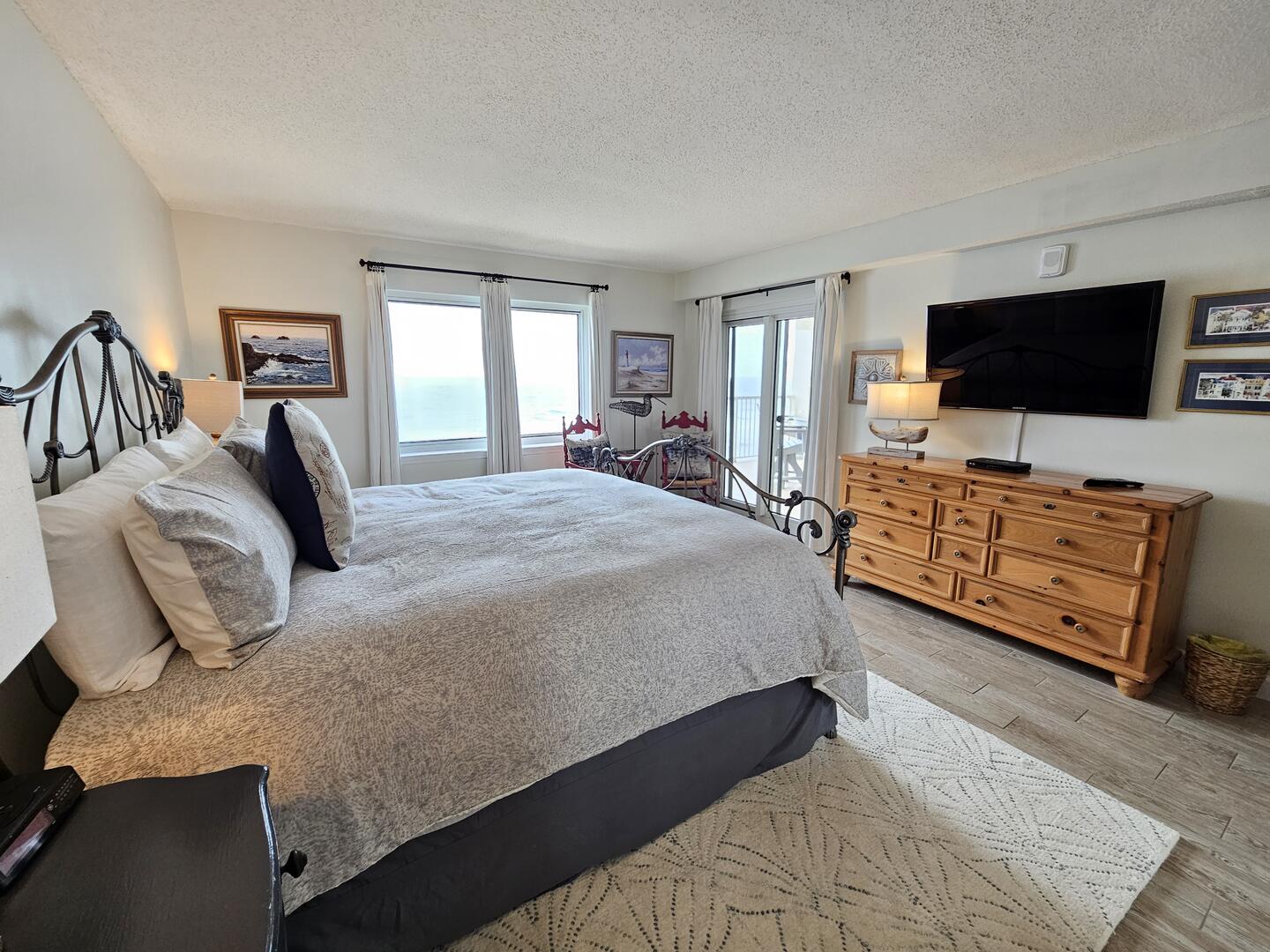 Master Bedroom w/Gulf Front View
