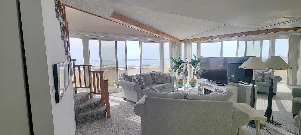 Illustration of Accountable Penthouse Rentals With High Floor