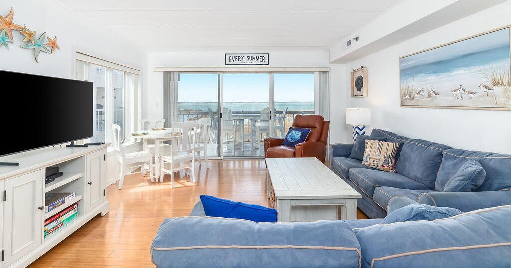 Triton's Trumpet A401 3