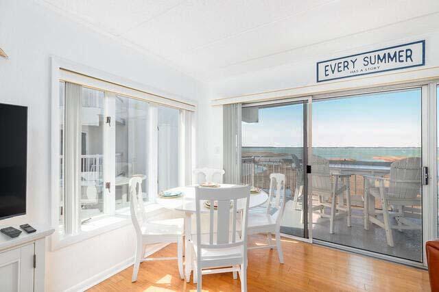 Triton's Trumpet A401 9