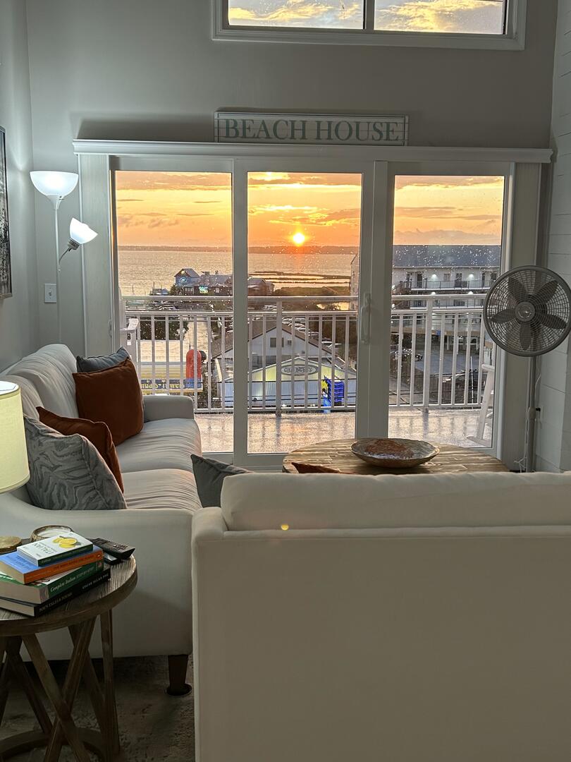 Aventurra 403 Living Room View