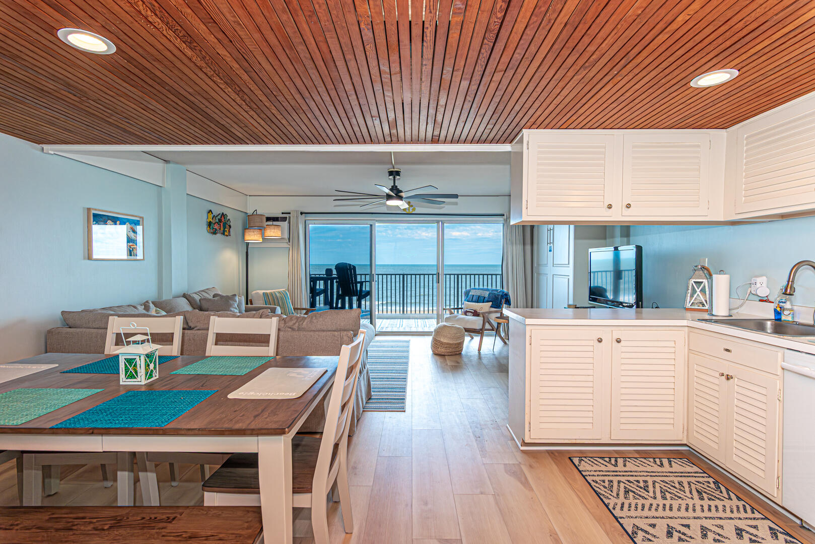 Beachmark 4C 4