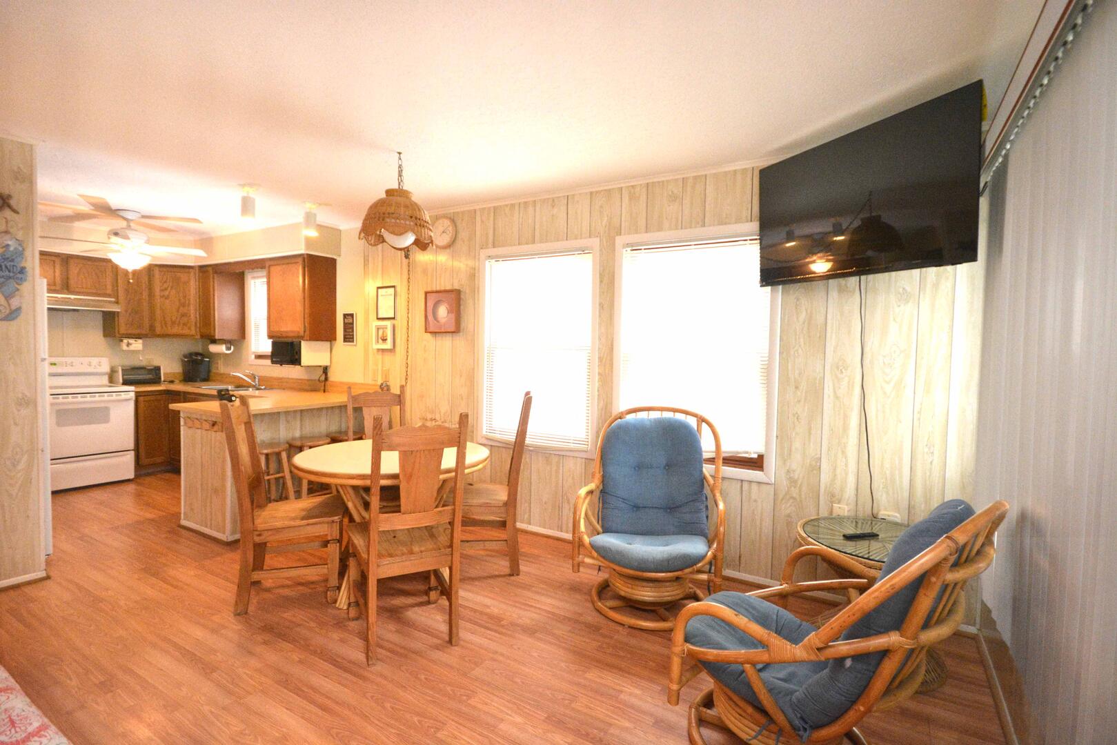 BRADLEY ON THE BAY 233-G 2