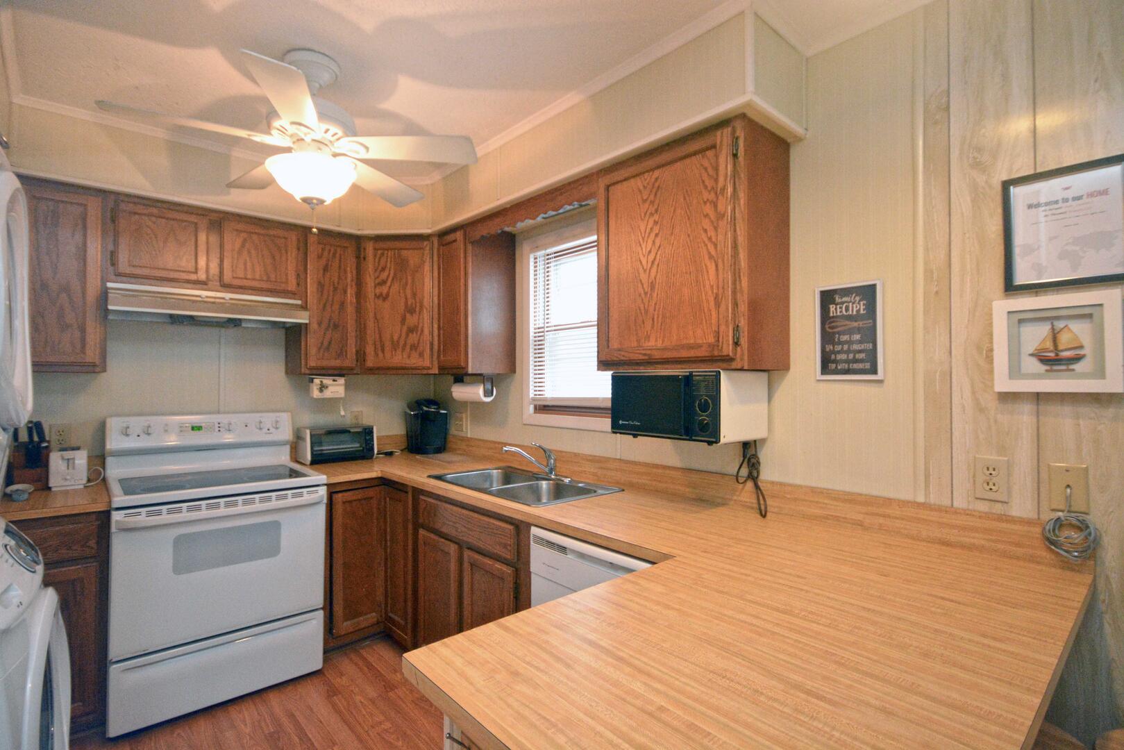 BRADLEY ON THE BAY 233-G 5