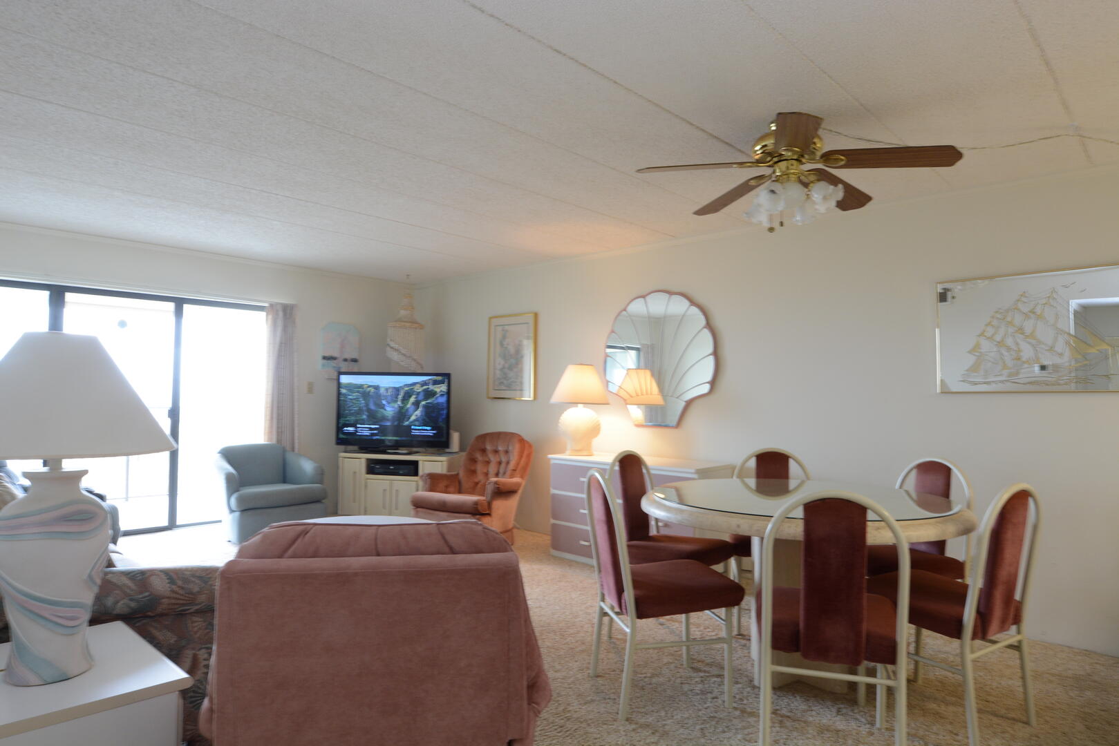 LIVING-AREA