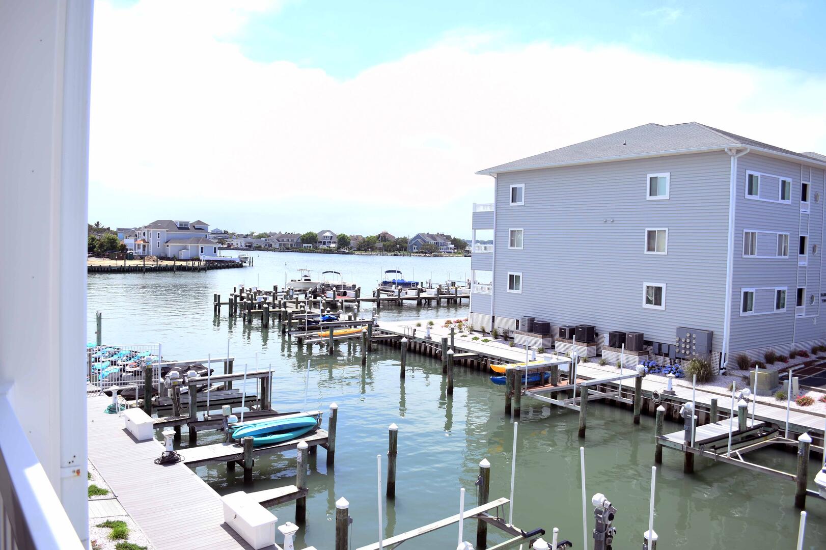 HARBOUR TOWNE E-204 2