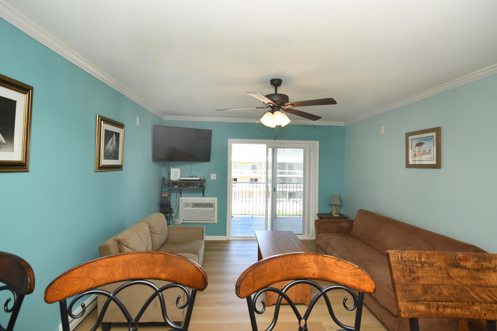 SEA BREEZE 305 6