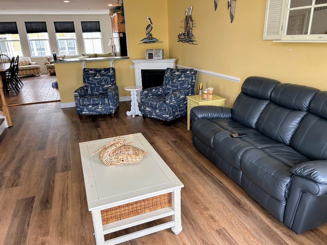 SUNSET ISLAND 7 Image