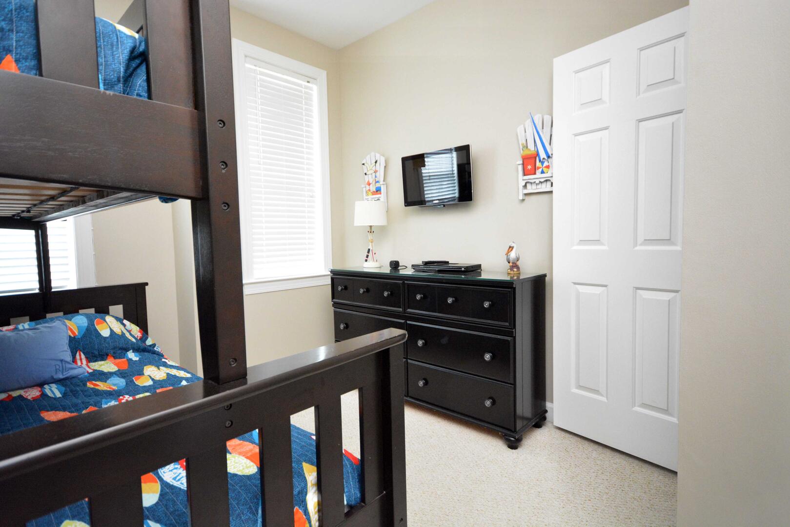 SUNSET ISLAND 23 PYRAMID-BEDROOM