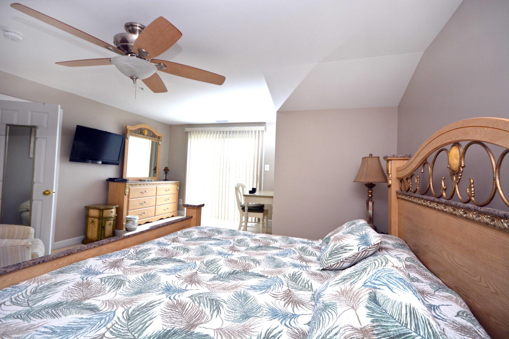 SUNSET ISLAND 23 4TH FLOOR BEDROOM