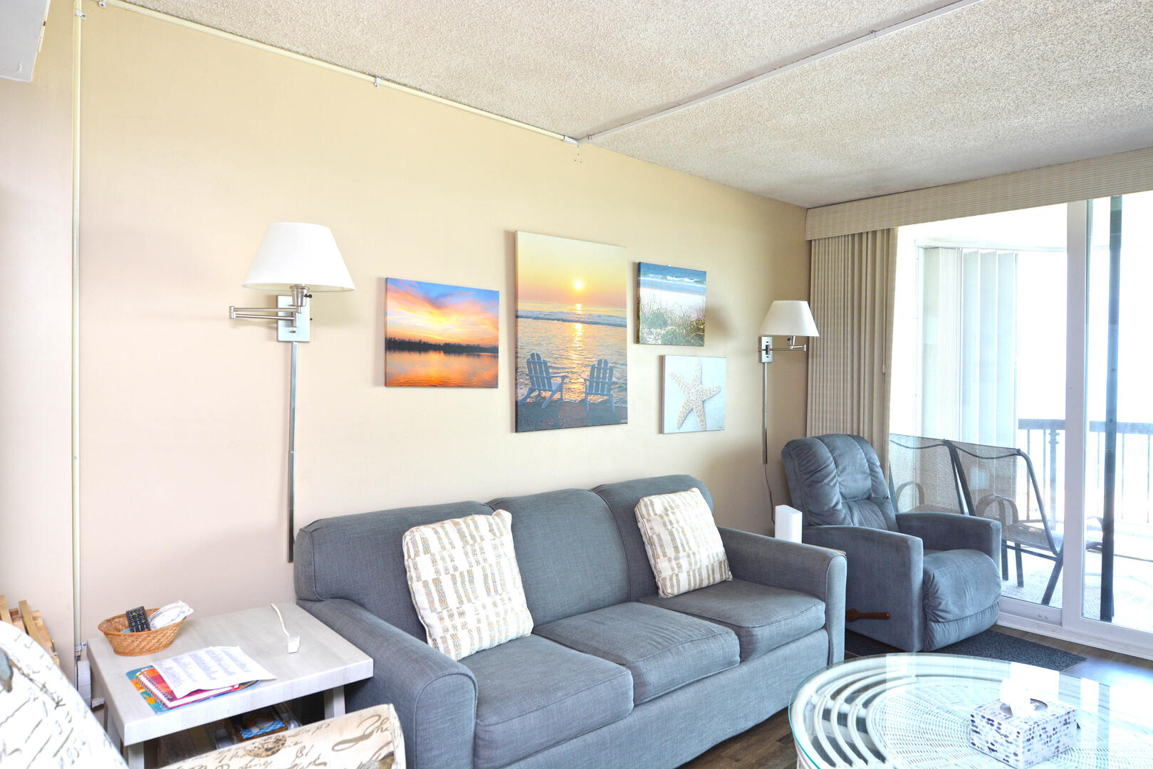 LIVING-AREA