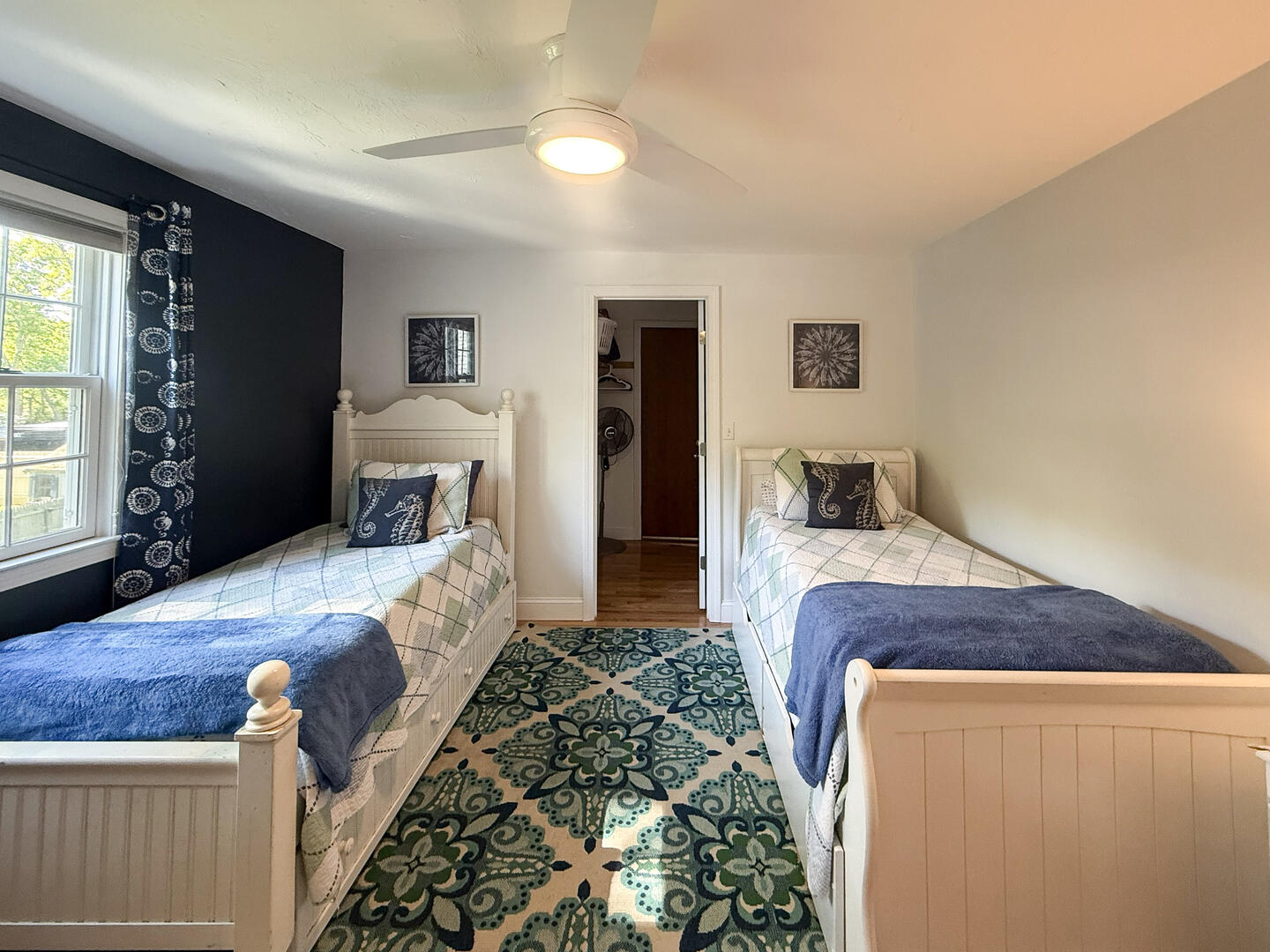 BR3 (2)Twin Beds, Second Floor