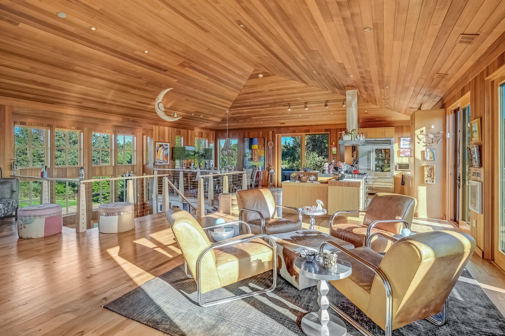 Living Area, Second Floor