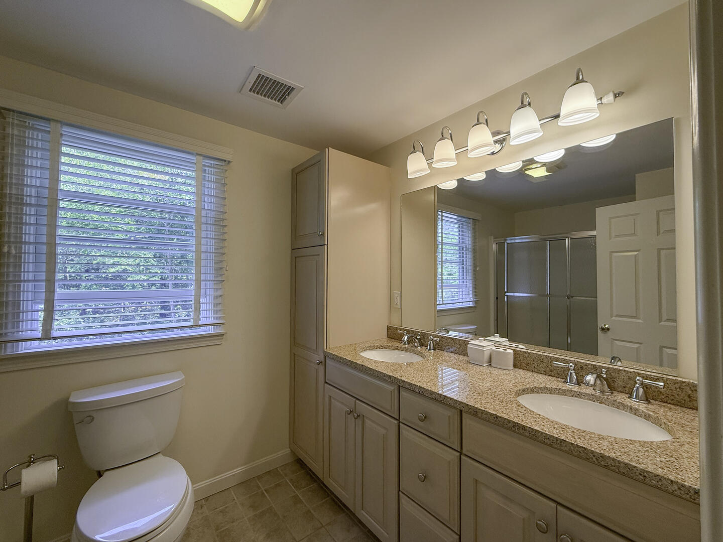 Hall Bath with Shower Tub Combo, Second Floor