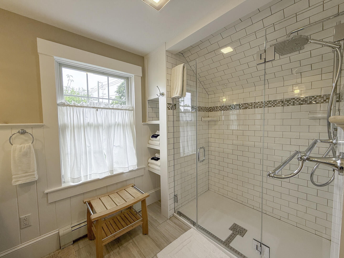 BR2 Queen En Suite with Shower Stall, Second Floor