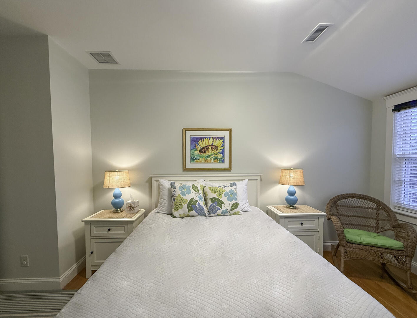 BR5 Queen, Second Floor