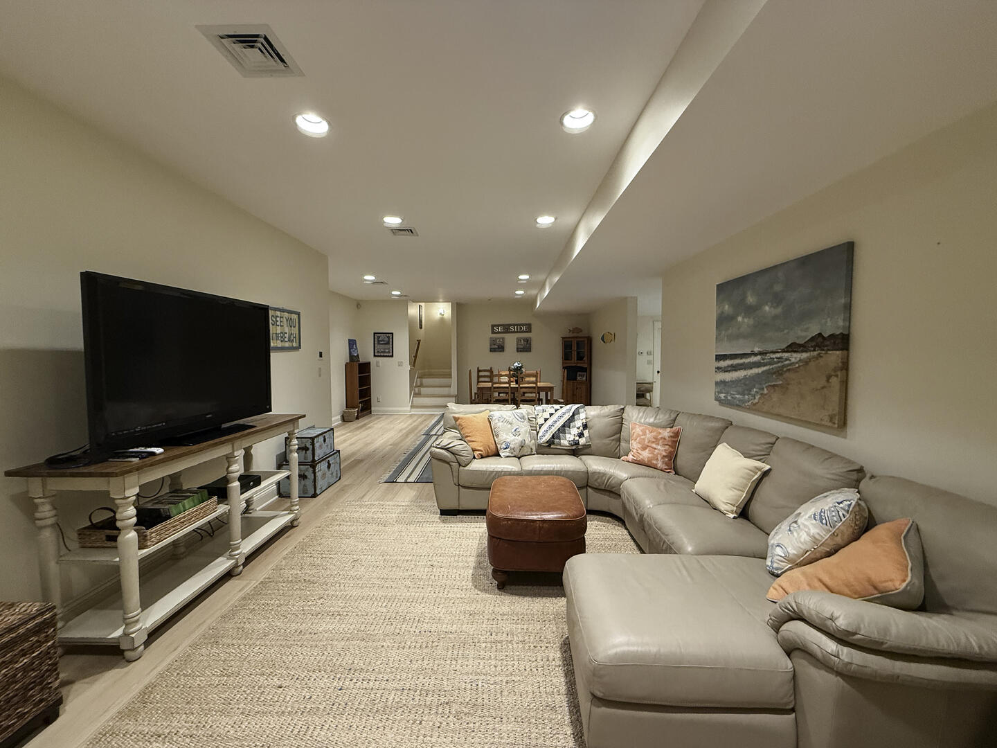 Living Area, Lower Level