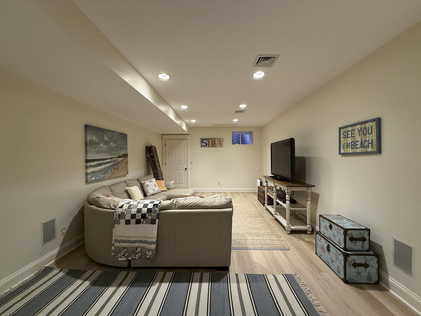 Living Area, Lower Level